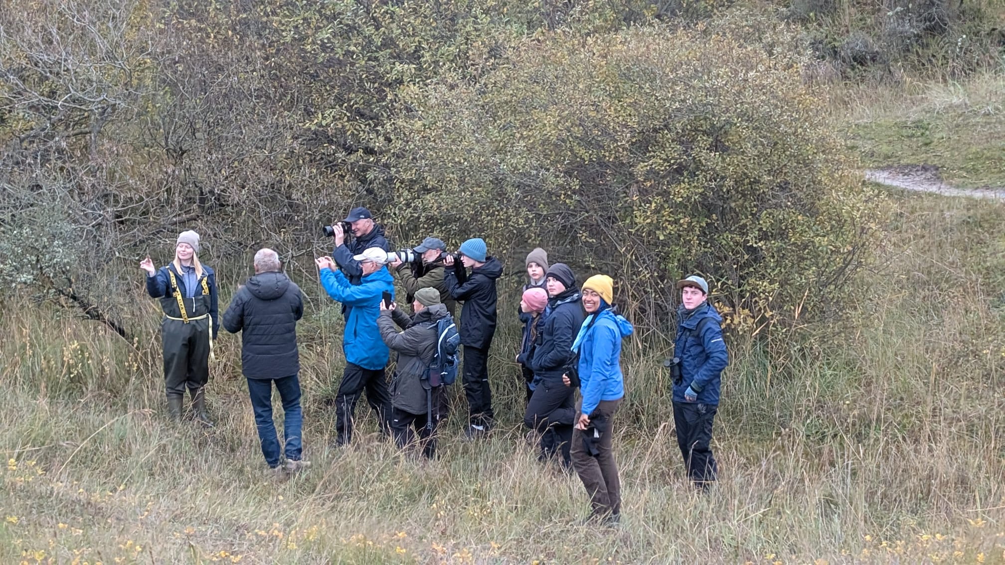 Crowd DuskyWarbler 24 10 25