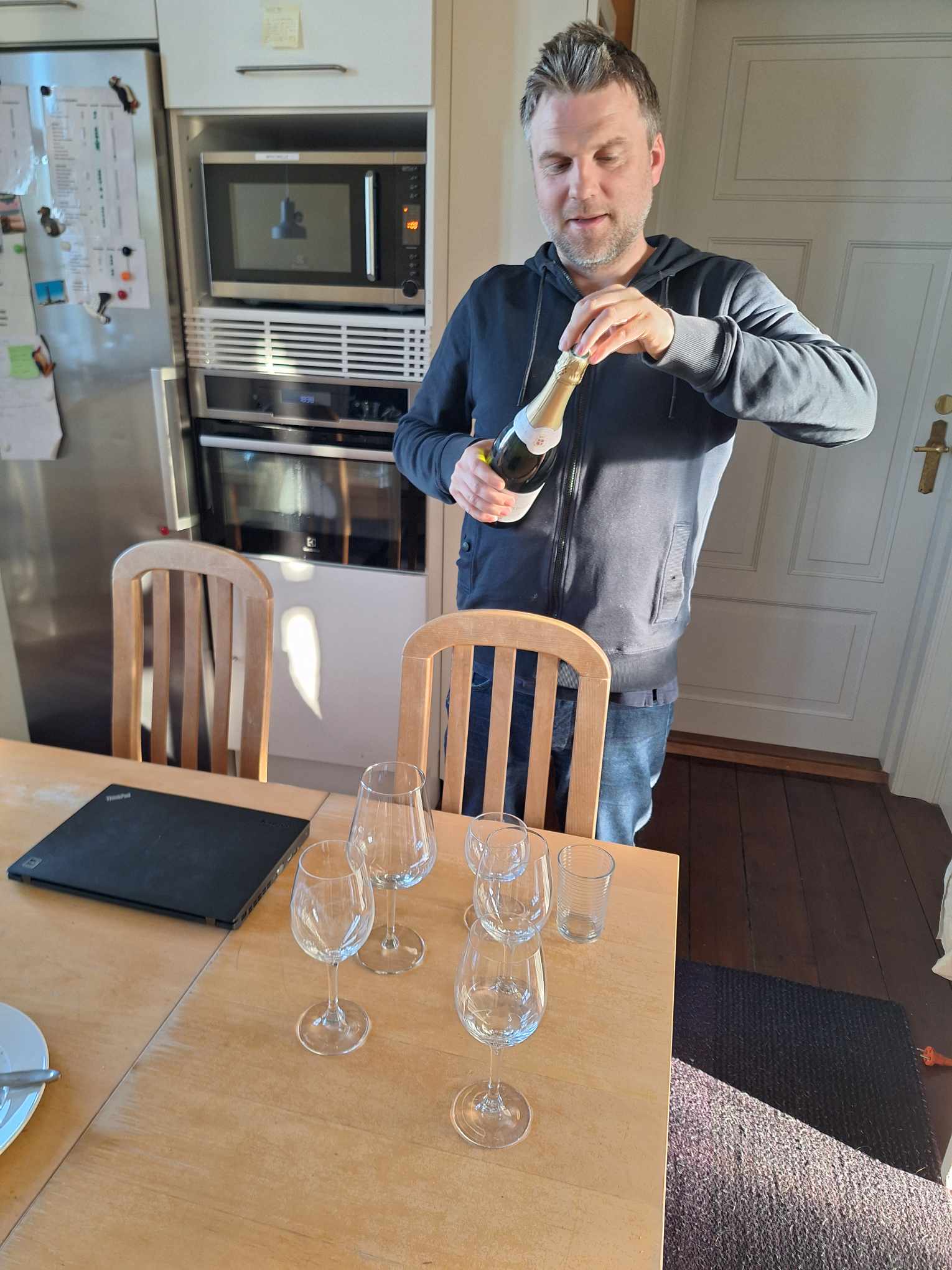 Simon Popper Champagne